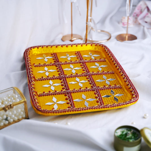 Traditional Mehndi Plate with Mirror and Thread Work